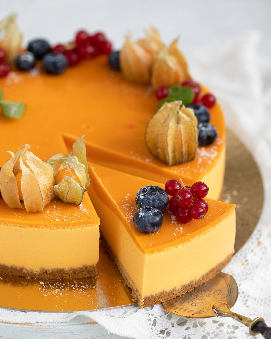 Sea buckthorn mousse cake